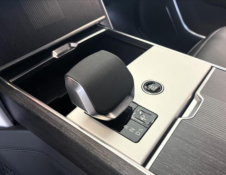 Land Rover Range Rover 17
