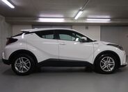 Toyota C-HR 4