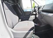 Volkswagen Crafter 9