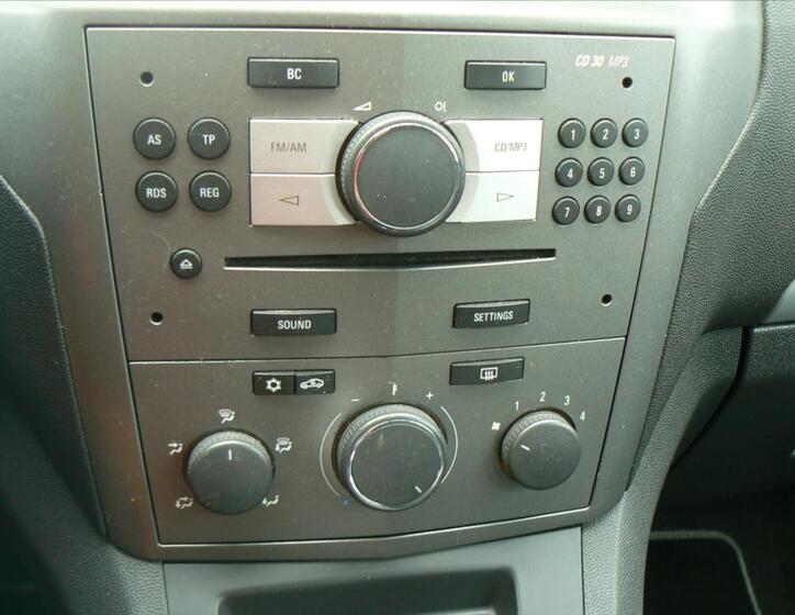 Opel Zafira 13