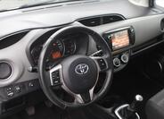 Toyota Yaris 12