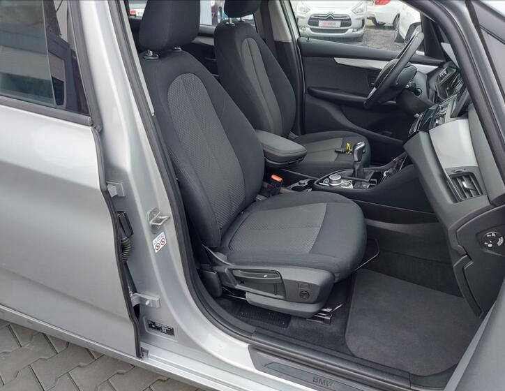 BMW Řada 2 22