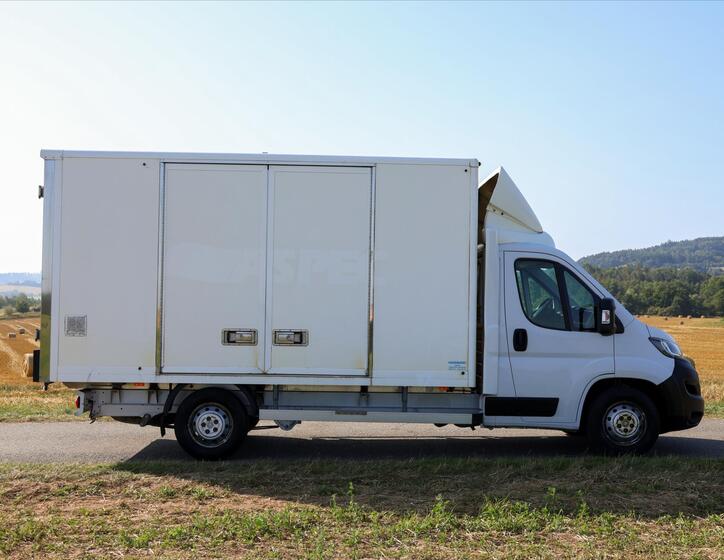 Peugeot Boxer 8