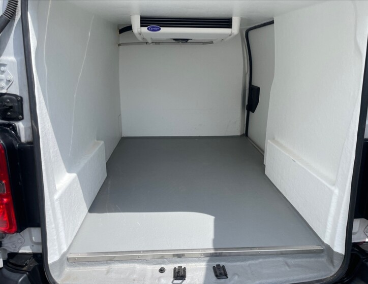 Peugeot Expert 6