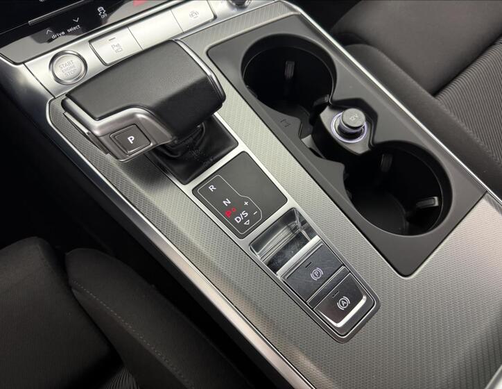Audi A6 28