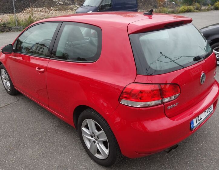 Volkswagen Golf 10