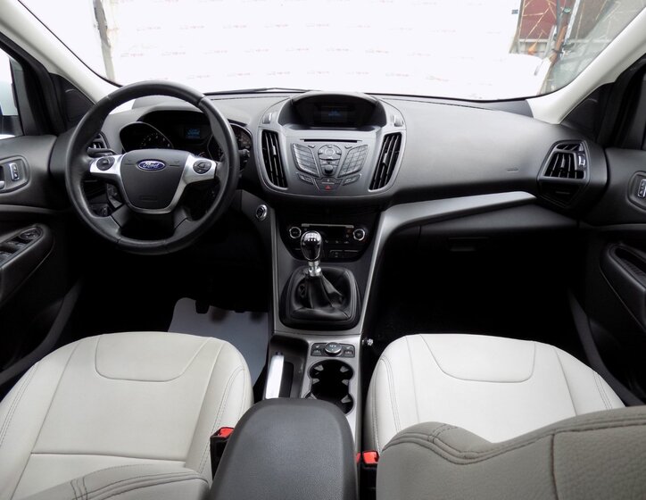 Ford Kuga 19