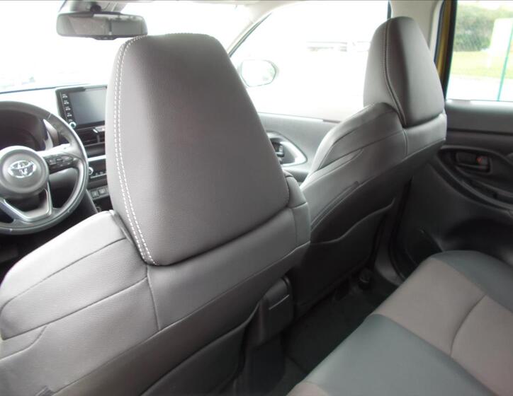 Toyota Yaris 17