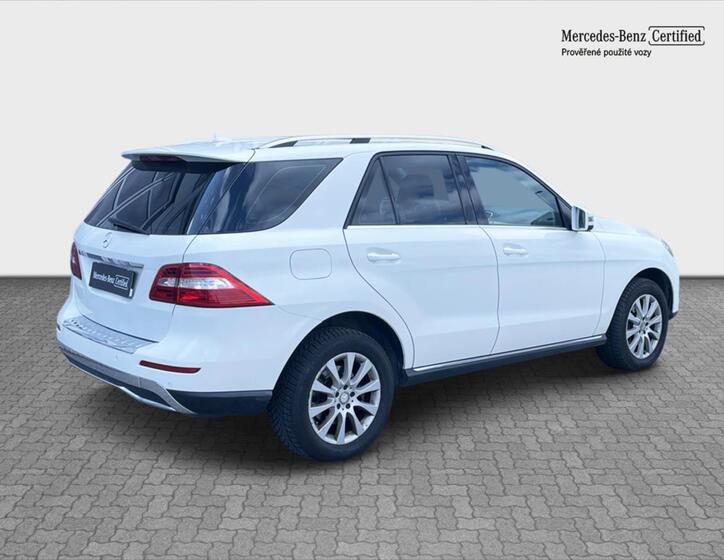 Mercedes-Benz Třídy M 5