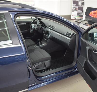 Volkswagen Passat 16