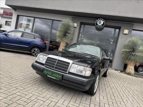 Mercedes-Benz 124