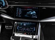 Audi Q8 17