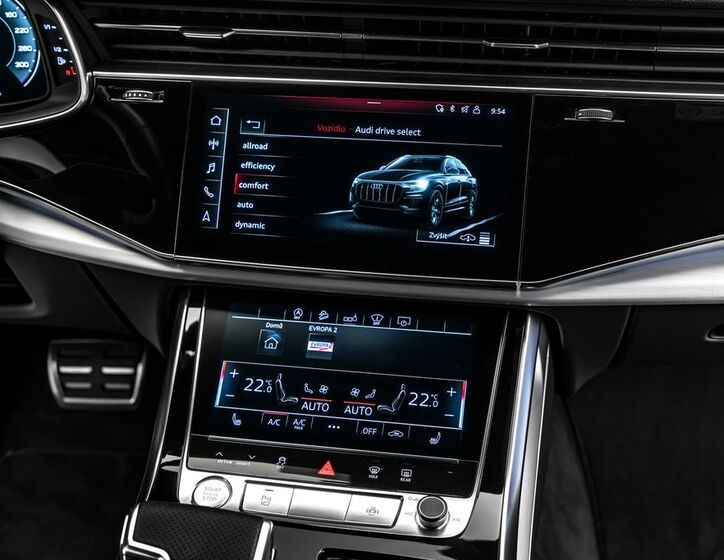 Audi Q8 17