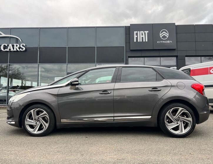 Citroën DS5 4