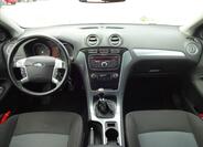 Ford Mondeo 32