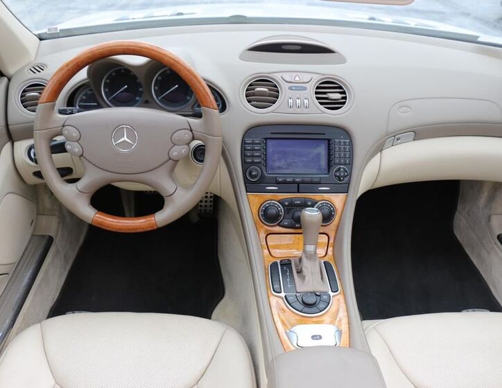 Mercedes-Benz SL 23
