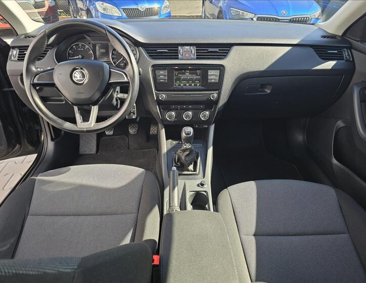 Škoda Octavia 21