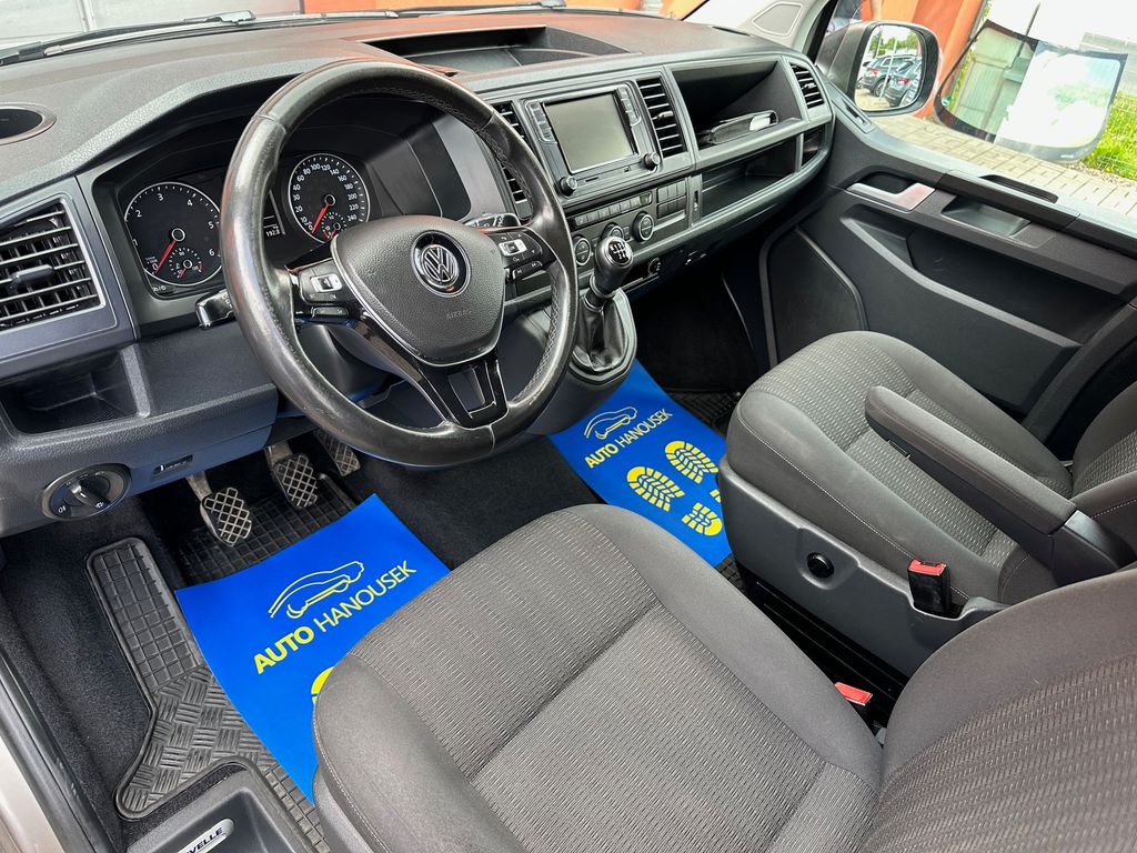 Volkswagen Caravelle