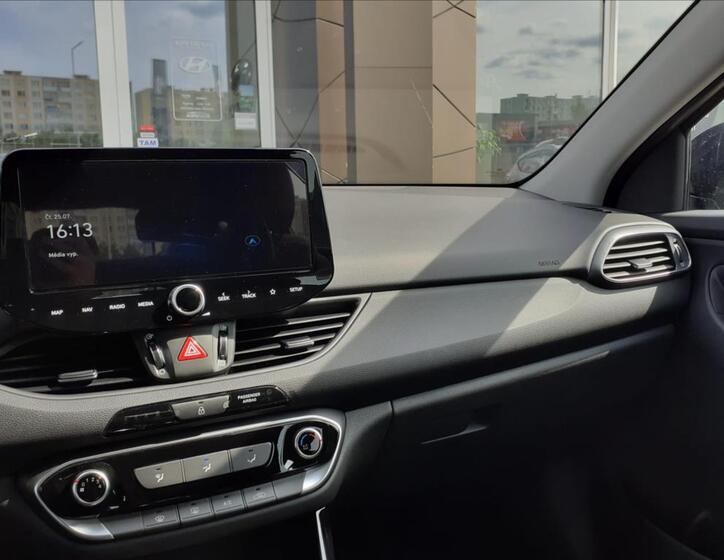 Hyundai i30 6
