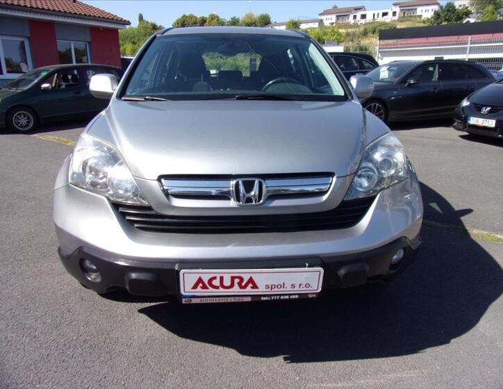 Honda CR-V 8