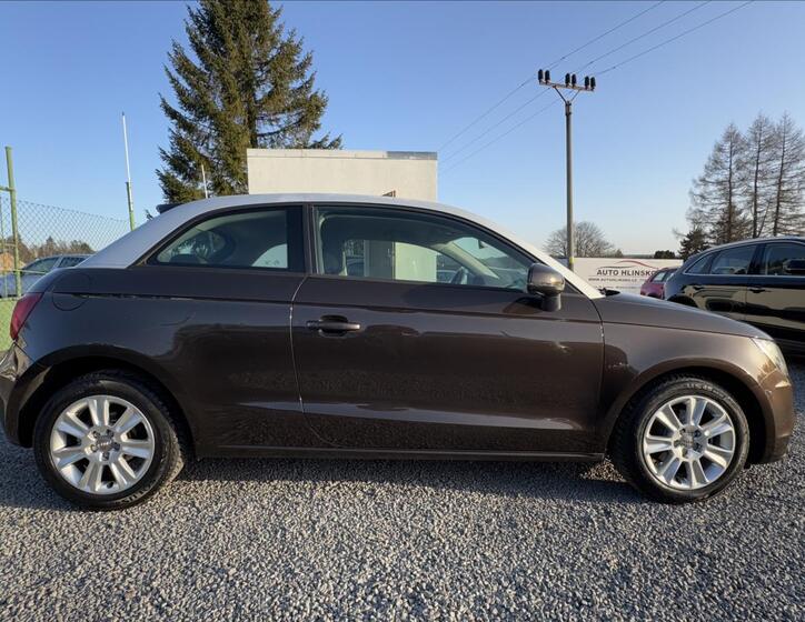 Audi A1 8