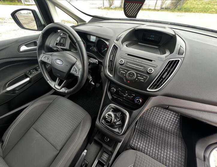 Ford Grand C-MAX 22