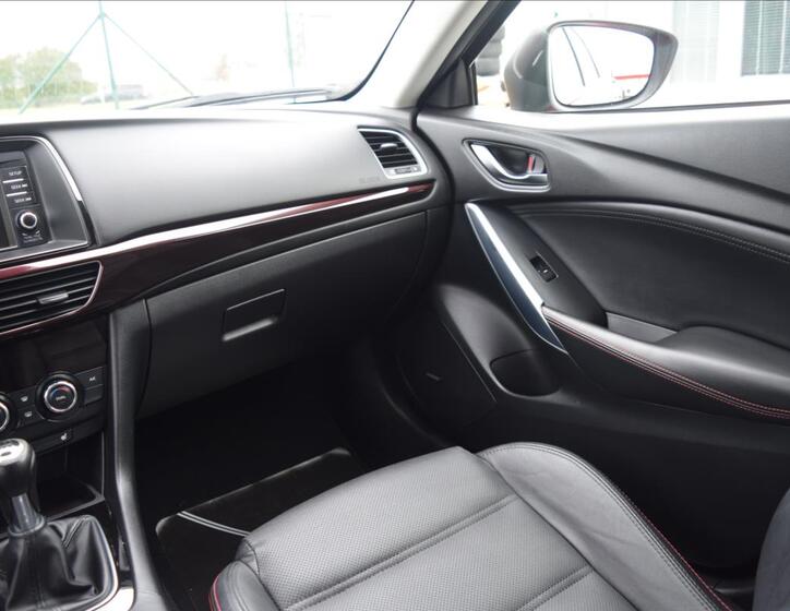 Mazda 6 31