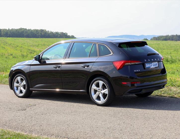 Škoda Scala 5