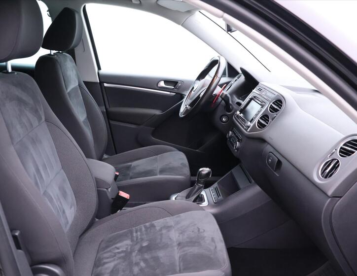 Volkswagen Tiguan 12