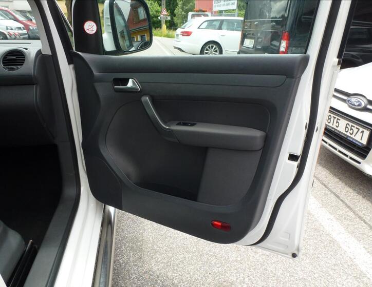 Volkswagen Caddy 26