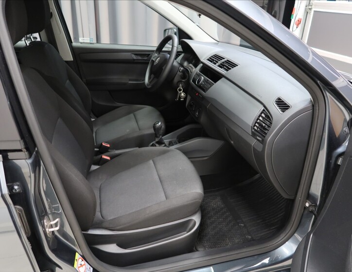 Škoda Fabia 10