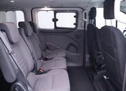 Ford Tourneo Custom 13