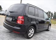 Volkswagen Touran 5