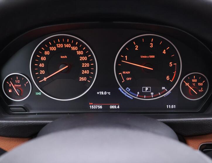 BMW Řada 3 18