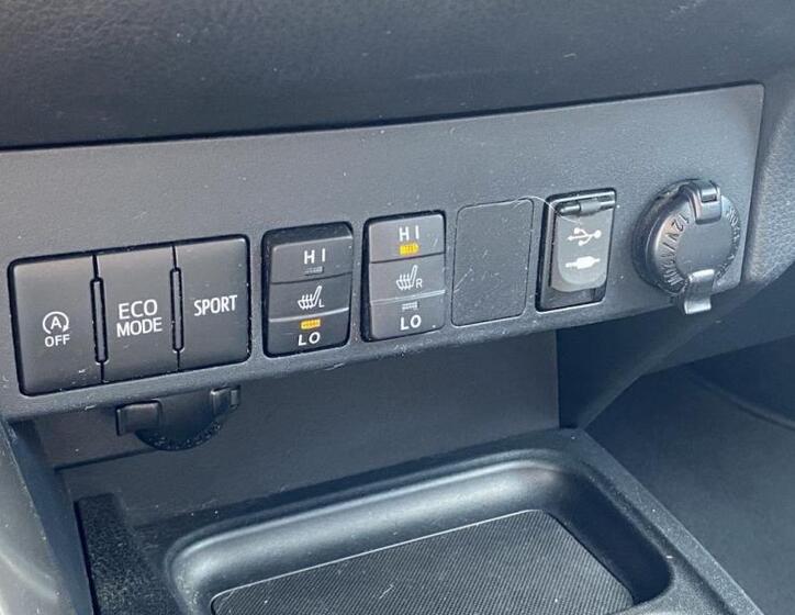 Toyota RAV4 26