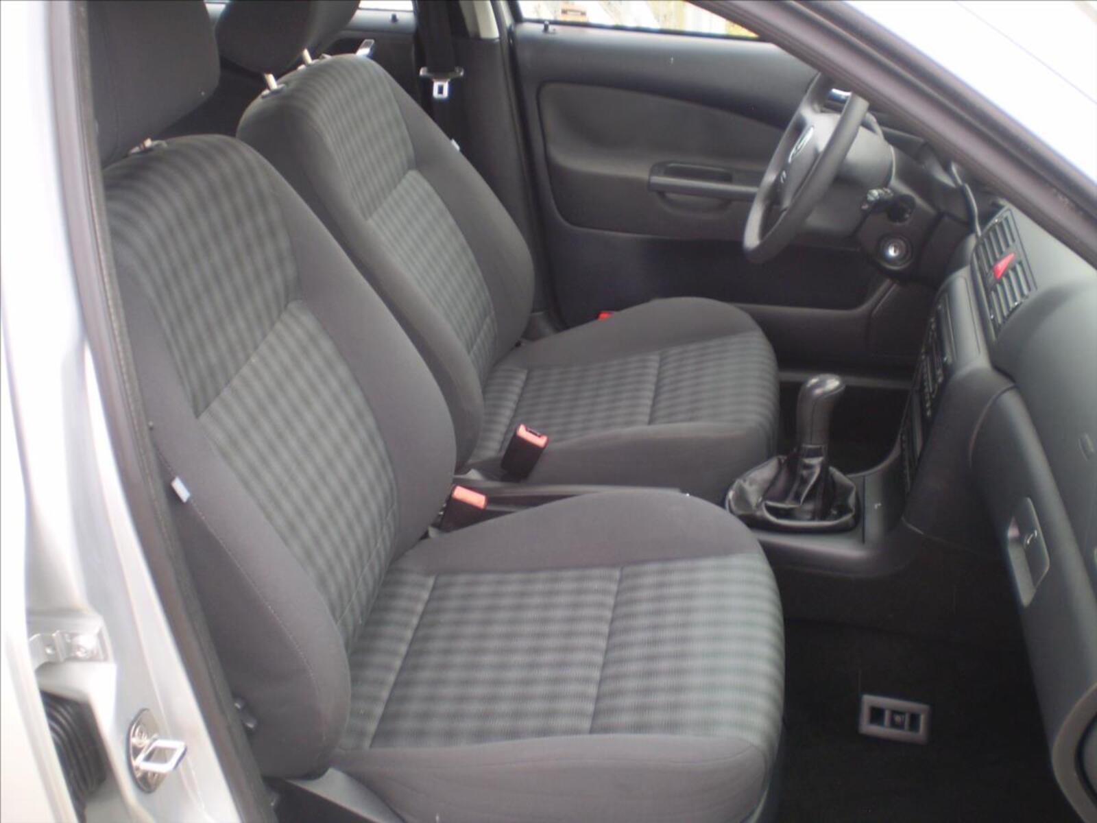 Škoda Octavia 12
