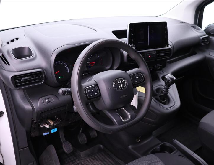 Toyota ProAce 26