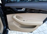 Audi A8 23