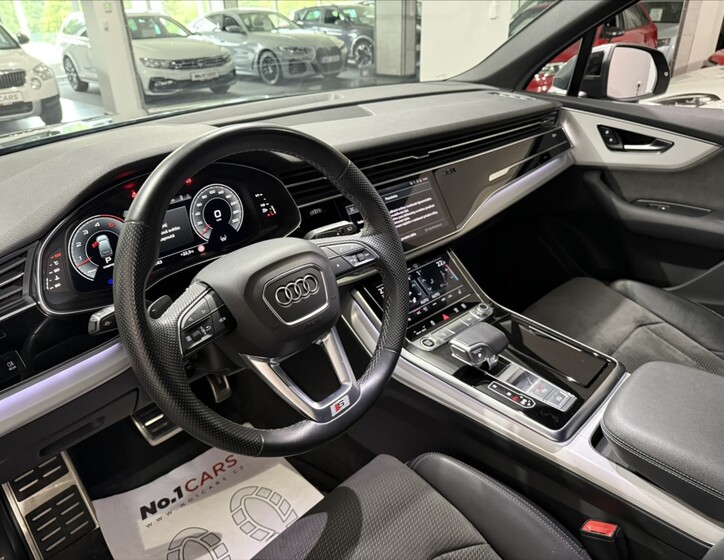 Audi Q7 7