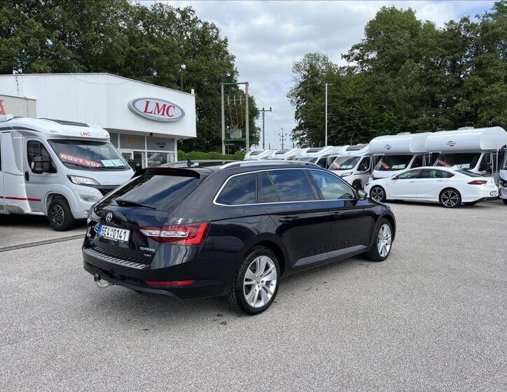 Škoda Superb 3