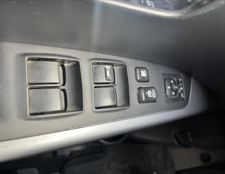 Mitsubishi Outlander 24