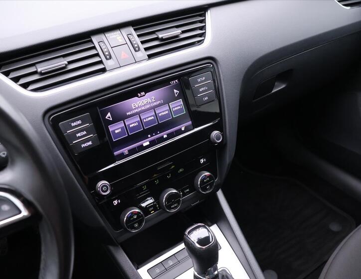 Škoda Octavia 21