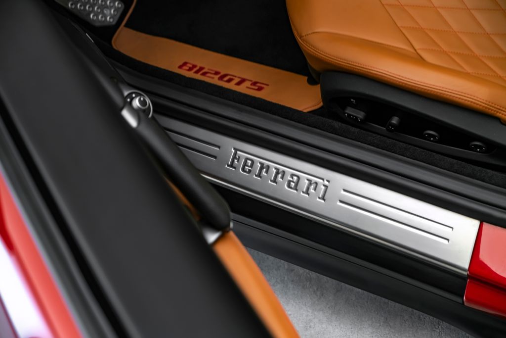 Ferrari 812