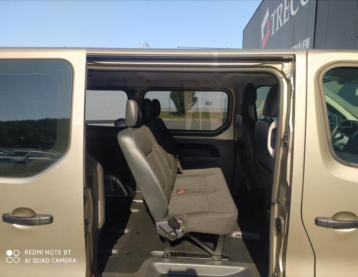 Opel Vivaro 8