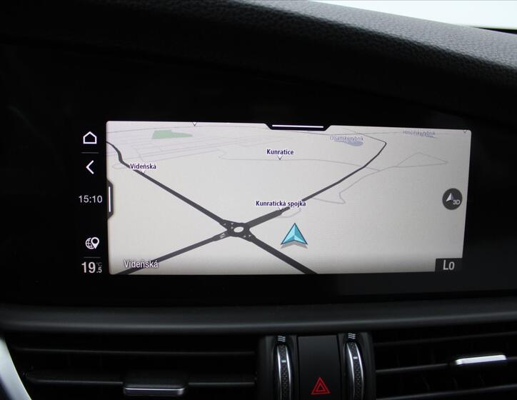 Alfa Romeo Giulia 18