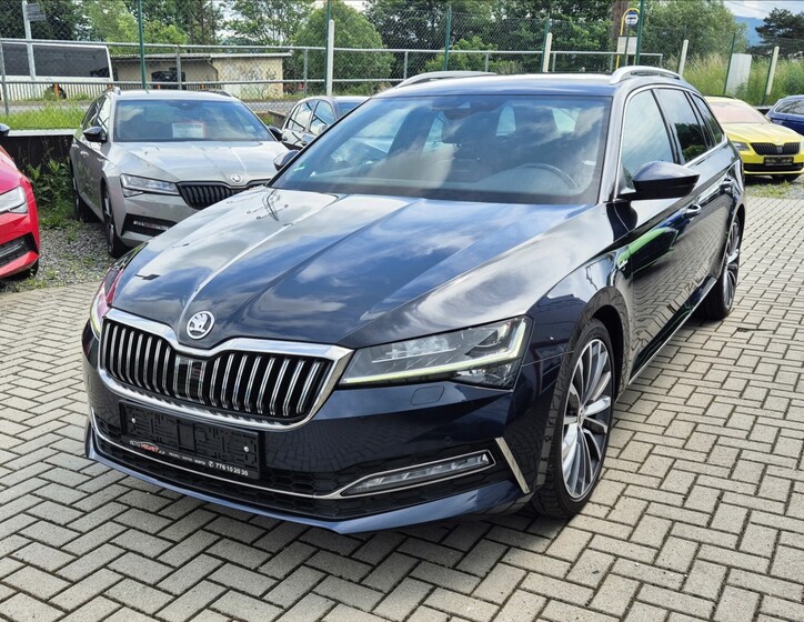 Škoda Superb 1
