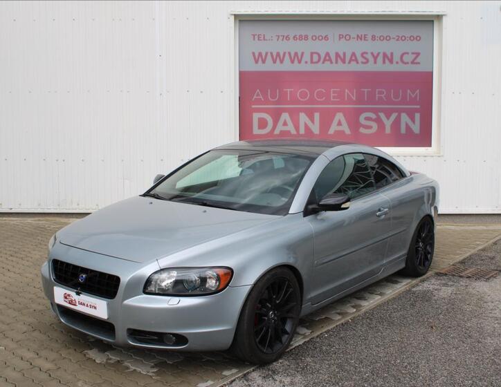 Volvo C70 1