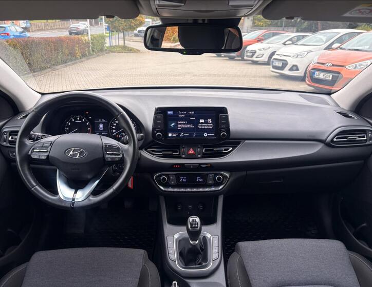 Hyundai i30 12