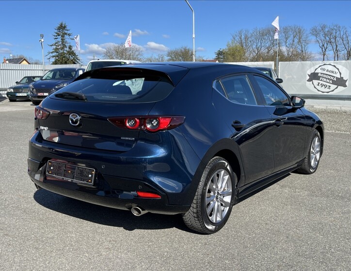 Mazda 3 6
