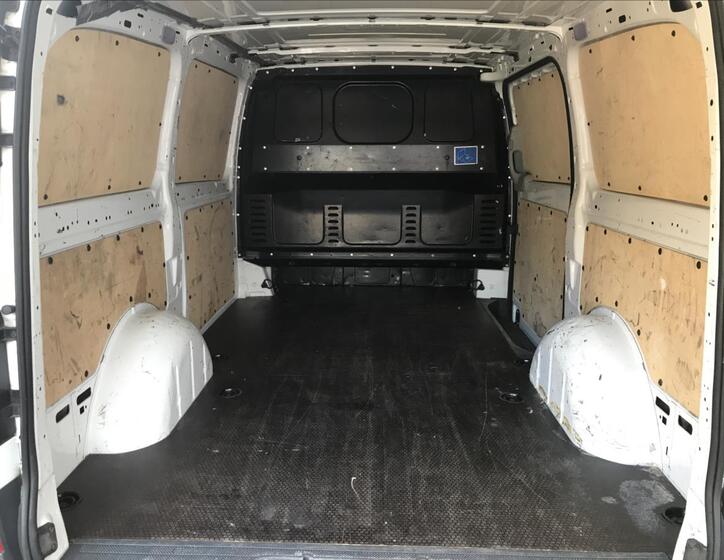 Mercedes-Benz Vito 7